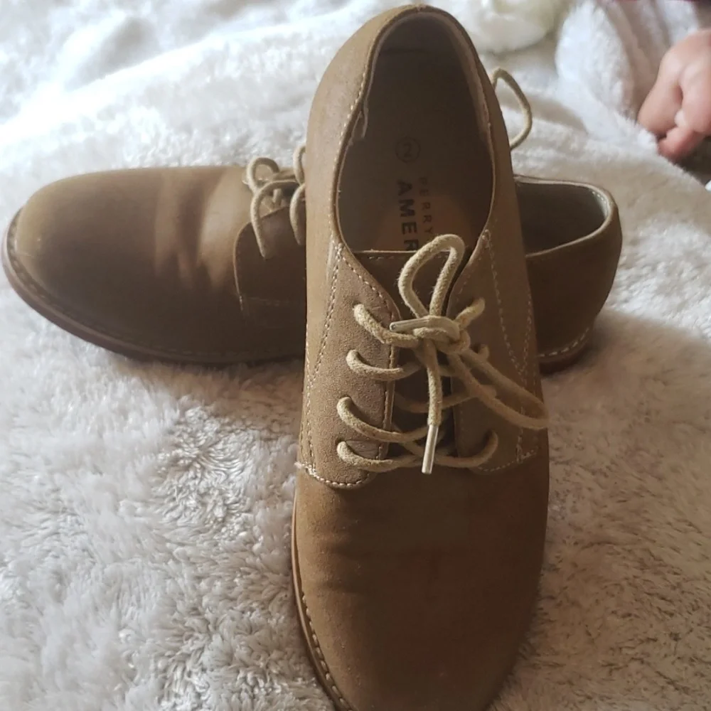 Perry Ellis America dress shoes